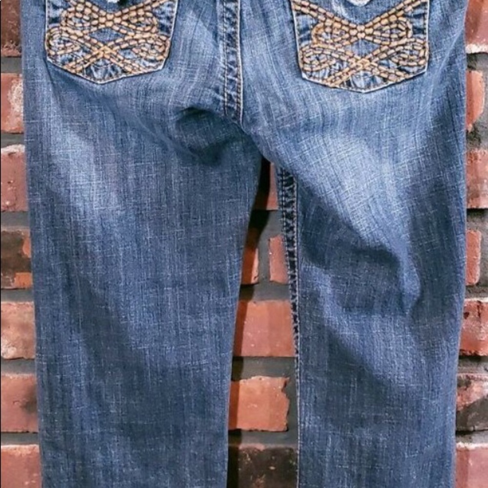 Capris - Picture 3 of 5